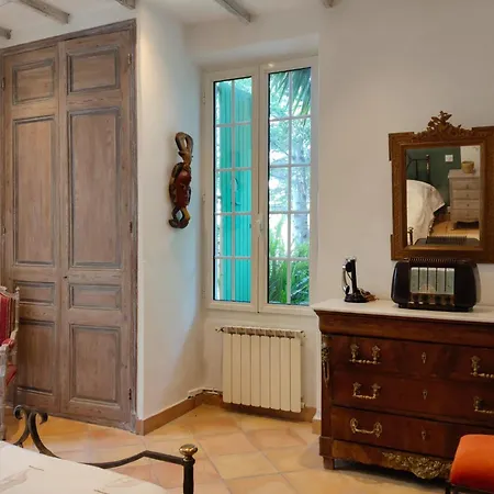 Andibru Feriehus Antibes